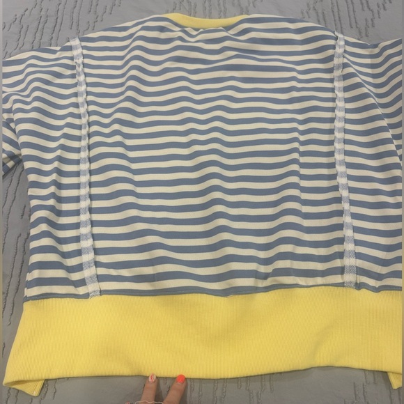 NWOT Striped Blue and Yellow Sweatshirt XS-Large - Picture 8 of 9
